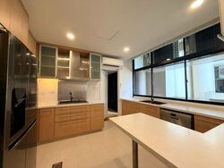The Colonnade (D10), Condominium #574082181